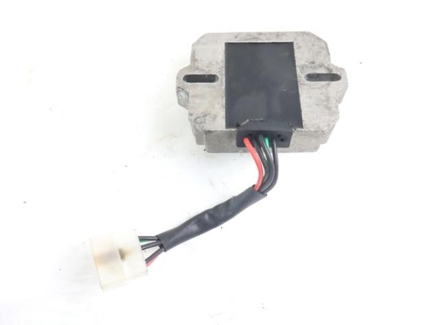 SUZUKI BURGMAN AN 400 3280014F00 REGOLATORE DI TENSIONE 99 - 00 RECTIFIER