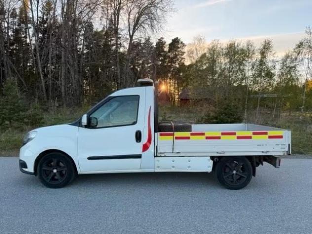 FIAT Doblo 1.3 Mjt Cassonato 3 POSTI Work-Up GANCIO TRAINO rif. 23820180 - Foto 6