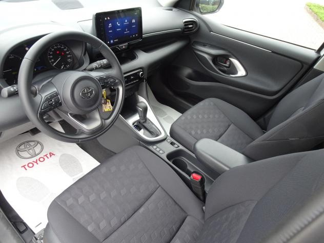 Toyota Yaris Hybrid 115 Business Pack - Foto 6