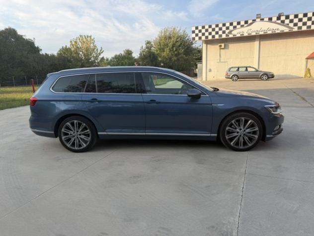 VOLKSWAGEN Passat Business Variant 2.0 BiTDI 4MOTION DSG.240CV.4X4 rif. 24151855 - Foto 2