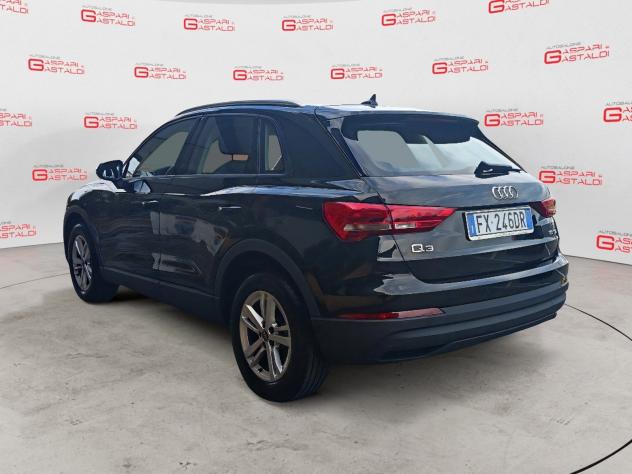 Audi Q3 35 TDI S tronic Business - Foto 6