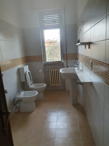 REGIONE PONTELUNGO DUE GRANDI TRILOCALI IN VILLA - Foto 8