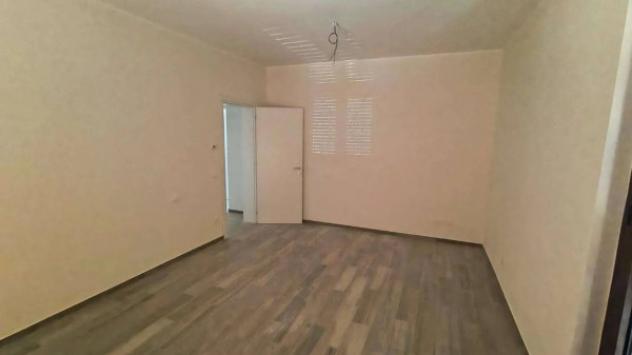 Immobile in asta di 348 m² con più di 5 locali e box auto in vendita a Civitella del Tronto - Foto 14
