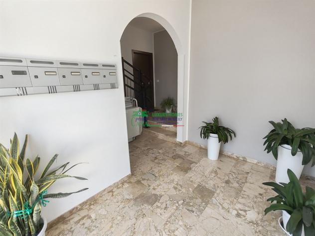 APPARTAMENTO CON GIARDINO - Foto 11
