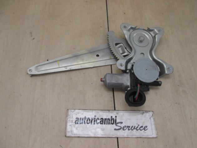 6980152080 MOTORINO E MECCANISMO ALZA-VETRO ALZA-CRISTALLO PORTA POSTERIORE SINISTRA TOYOTA RAV4 2.2 D 4X4 130KW 6M 5P (2002) RICAMBIO USATO