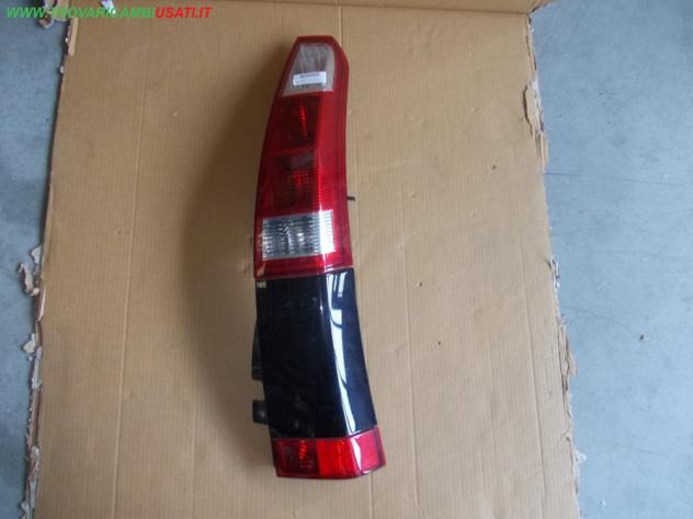 FANALE POST.D.(fino al 12/2005) ROSSO COMPL. OPEL MERIVA (X03) 1.6 / 1.8 / 1.7 CDTI Parti elettriche Fanaleria Fanali Fanale post. sx. OPEL - MERI