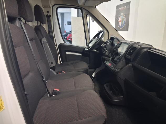 Peugeot Boxer 335 2.2 BlueHDi 165 S&S PLM-TM Furgone - Foto 8
