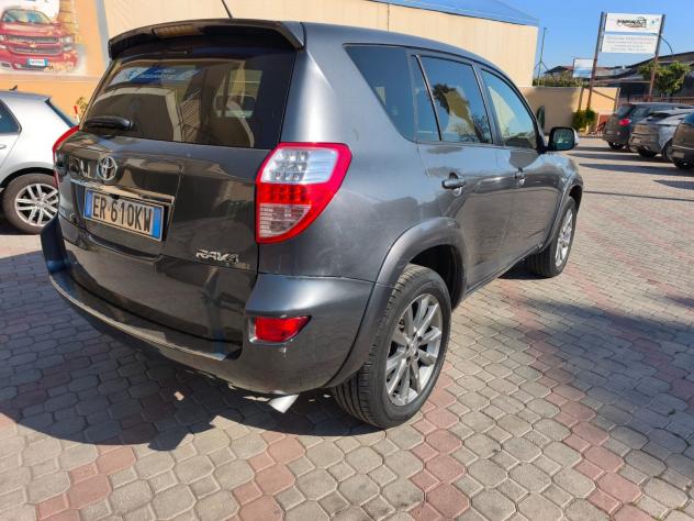Toyota RAV 4 2.2 D-CAT 180HP - Foto 4