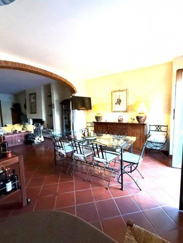 VILLINO di 7 vani e di 220 mq (POGGIO A CAIANO) rif. L1348_3 - Foto 8
