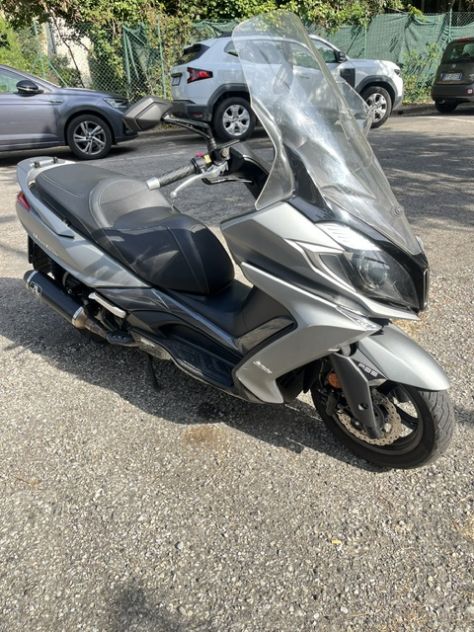 kymco Downtown 350 i - Foto 8