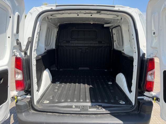 Citroen Berlingo BlueHDi 100 Van M Control - Foto 9