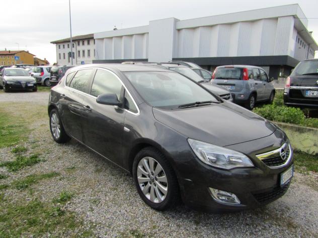Opel Astra 1.7 CDTI 110CV 5 porte Cosmo