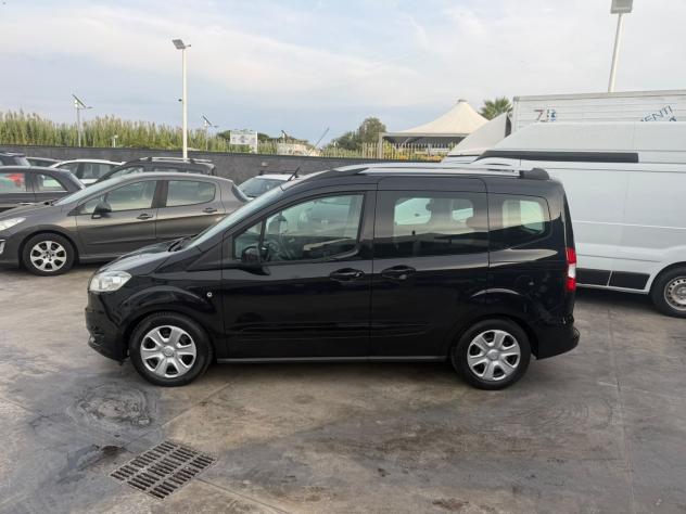 Ford Tourneo Courier 1.5 TDCI 75 CV Titanium - Foto 4