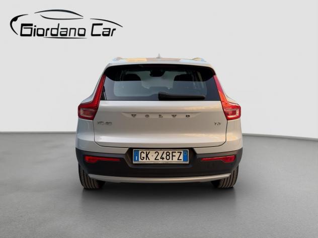 Volvo XC40 T3 Momentum Pro Automatico - Foto 6