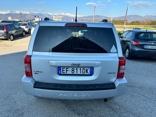 Jeep Patriot 2.2 CRD DPF Limited - Foto 6