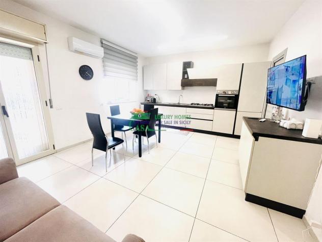 Rif.2591 - Prestigiosa villetta con giardino in zona residenziale – Comiso - Foto 9