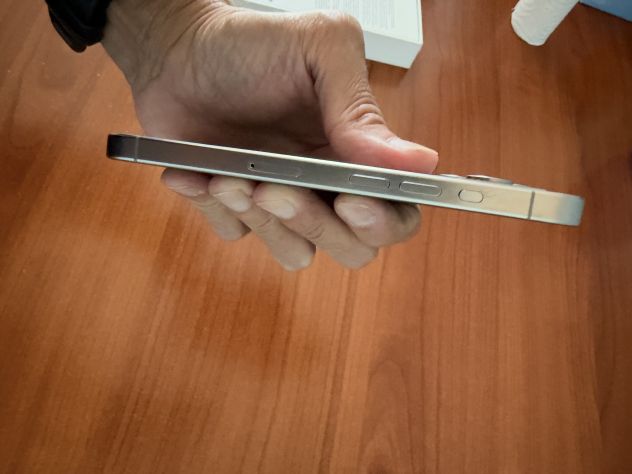 IPHONE 15 PRO 128 GB PERFETTO + SCATOLA ORIGINALE + CAVO ORIGINALE - Foto 10