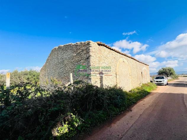 Rif:2660 - Terreno Agricolo con Caseggiati e Uliveto Secolare – Zona Pedalino/Vittoria - Foto 2