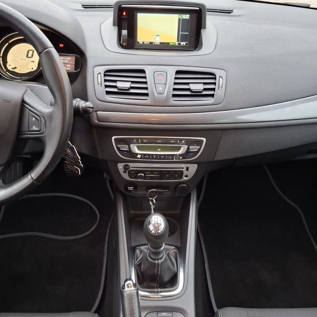 Renault Megane Mane dCi 110CV Start&Stop SporTour Energy Limited - Foto 10