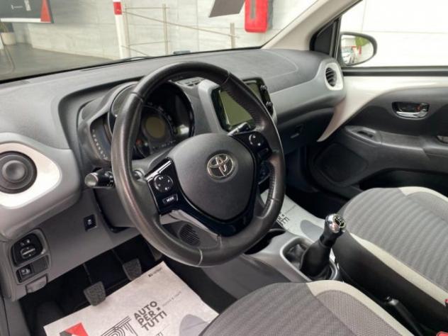TOYOTA Aygo Connect 1.0 VVT-i 72 CV 5p x-play rif. 20379242 - Foto 9