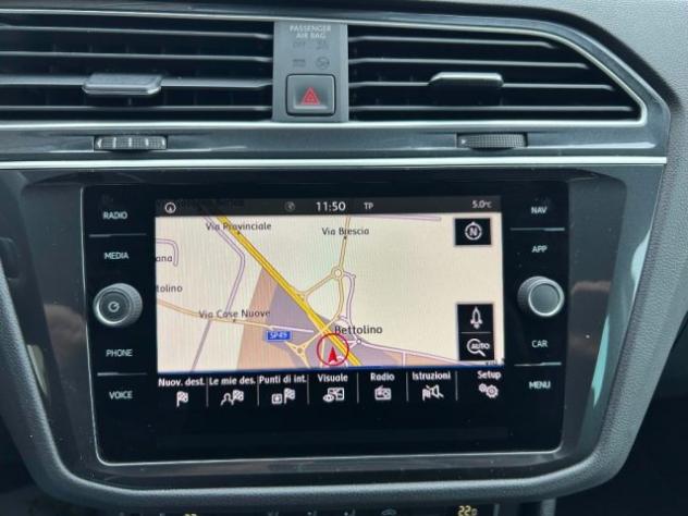 VOLKSWAGEN Tiguan 2.0 TDI SCR DSG Business BlueMotion Technology rif. 23917251 - Foto 9