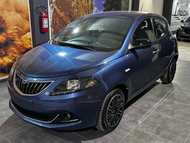 Lancia Ypsilon 1.0 FireFly 5 porte S&S Hybryd Gold