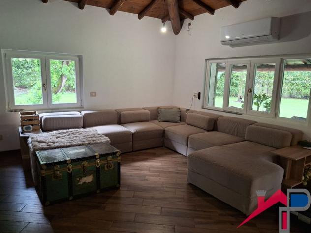 Bellissima Villa Singola Immersa nel Verde - Foto 11