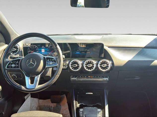 Mercedes-Benz GLA GLA-H247 2020 200 d Sport Plus auto - Foto 9