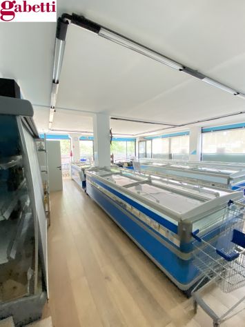 Rif. S2680 - Siena – zona Cerchiaia - Locale commerciale fronte strada - Foto 4