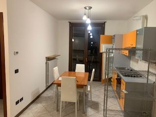 Ampio monolocale arredato e accessoriato