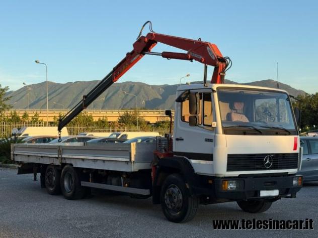MERCEDES-BENZ 1524L CON GRU E CASSONE FISSO 690 rif. 23841679 - Foto 3