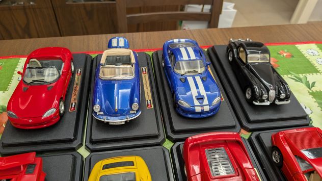 Modellini Bburago Ferrari Bugatti Lamborghini 1/24 - Foto 5