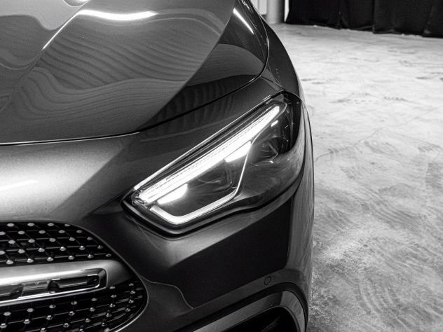 Mercedes-Benz GLA 180 AMG Line Extra - Foto 6