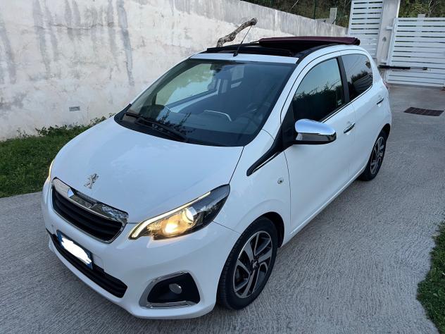 Peugeot 108 PureTech 82 5 porte Allure