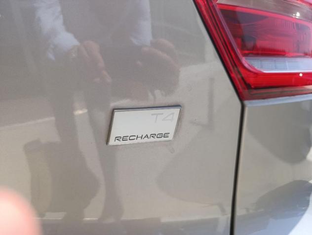 VOLVO - XC40 - T4 Recharge automatico Core - Foto 10