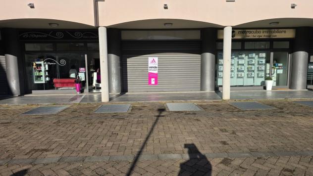Locale commerciale in vendita a Peschiera Borromeo - Foto 2