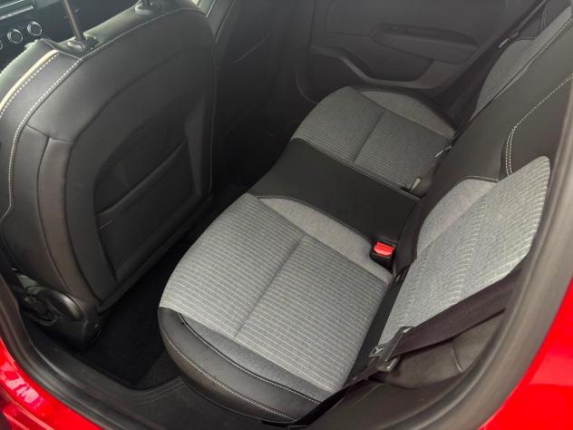 Renault Clio V 2023 1.6 E-Tech full hybrid Techno 145cv - Foto 3