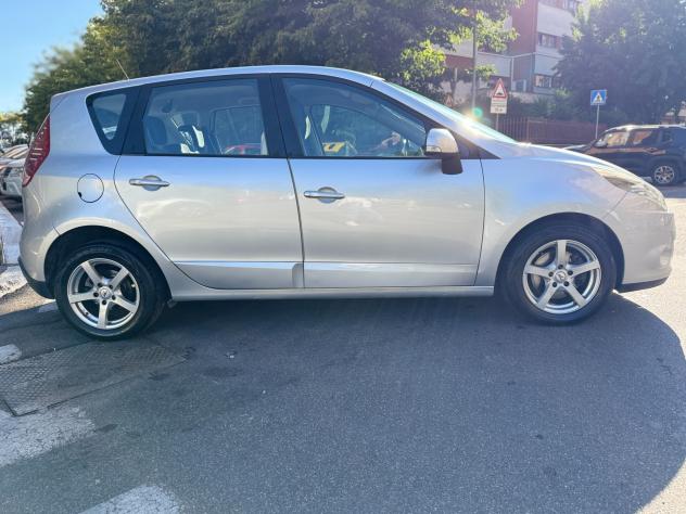 Renault Scenic 1.9 dCi 130CV 2 Proprietari - Foto 5