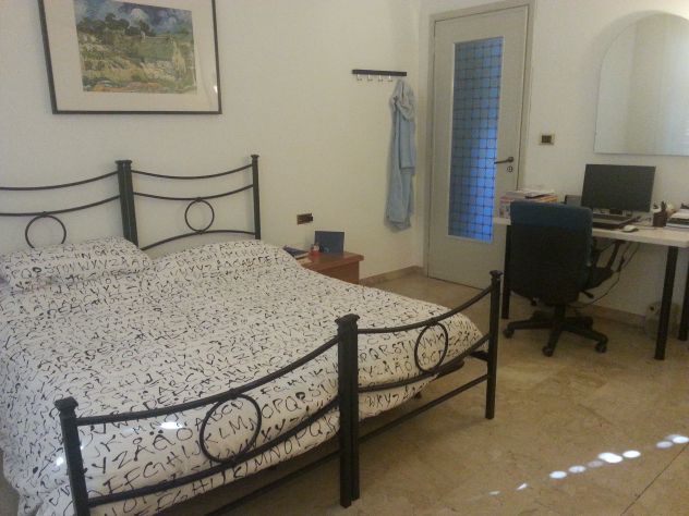 Ampia camera singola – 470 €/mese, spese condominiali e riscaldamento inclusi - Foto 4