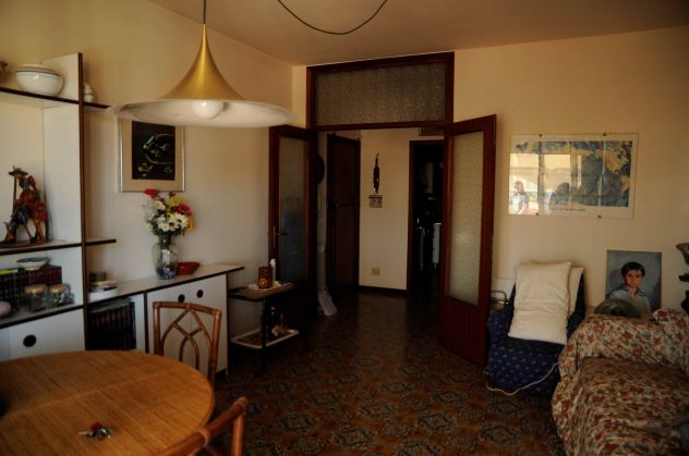 Rimini, disponibile periodo estivo attico con terrazzo - Foto 5