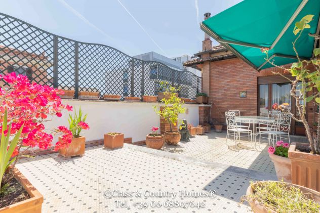Attico Roma Pinciano: Appartamento con Terrazzo e Box Auto - Foto 3