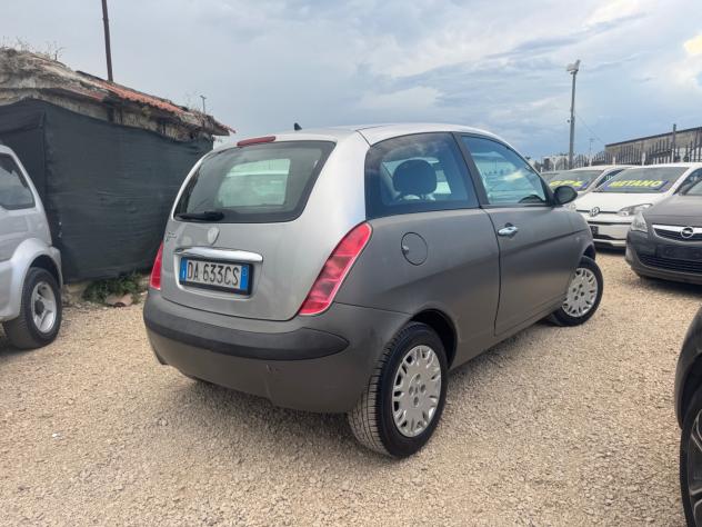 Lancia Ypsilon 1.2 Oro - Foto 6