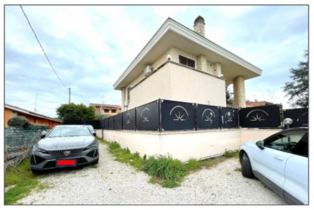 Immobile in asta di 321 m² con più di 5 locali e box auto in vendita a Ciampino - Foto 11