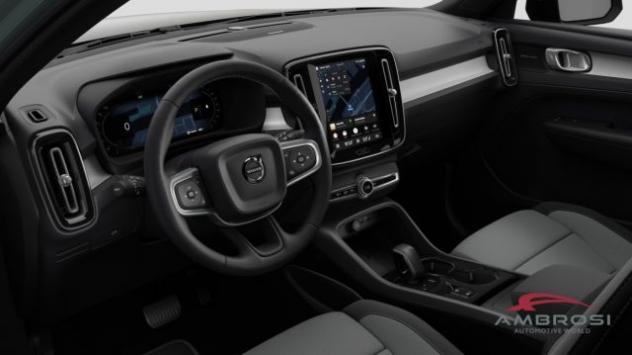 VOLVO XC40 B3 Mild hybrid Benzina Plus Dark rif. 23734754 - Foto 10