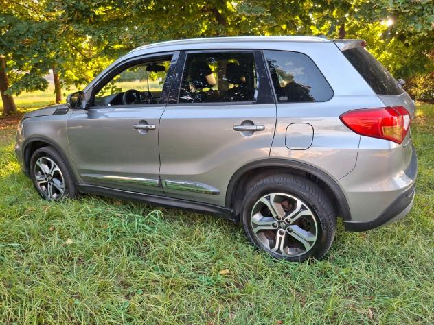Suzuki Vitara 1.6 DDiS V-Cool-EURO6b-PELLE-NAVI- - Foto 10