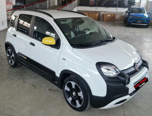 FIAT Panda Cross Panda 1.0 firefly hybrid Pandina Cross s&s 70cv 5p.ti