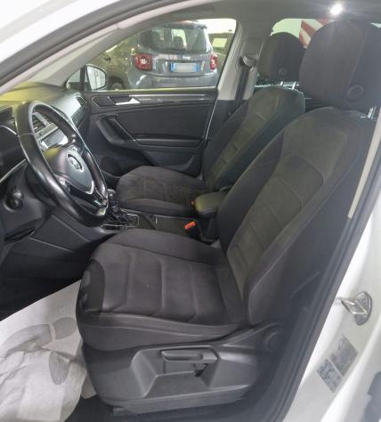 Volkswagen Tiguan Tiguan 2.0 tdi DSG R-Line exterior pack - Foto 7