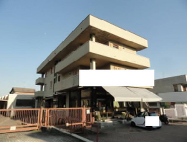 Immobile in asta di 327 m² con più di 5 locali in vendita a Paderno Dugnano - Foto 7