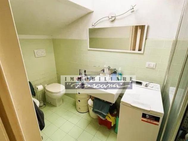 CASA INDIPENDENTE di 10 vani e di 230 mq (VIAREGGIO - Viareggio) rif. A1017 - Foto 16