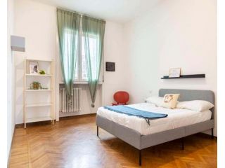 Stanza in Via Francesco Reina